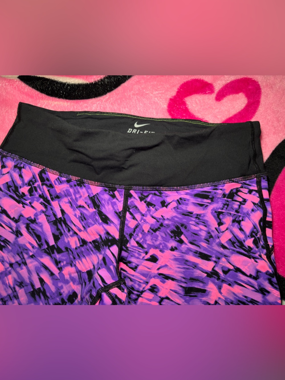 Nike Dri-Fit Capri Leggings - Picture 4 of 11